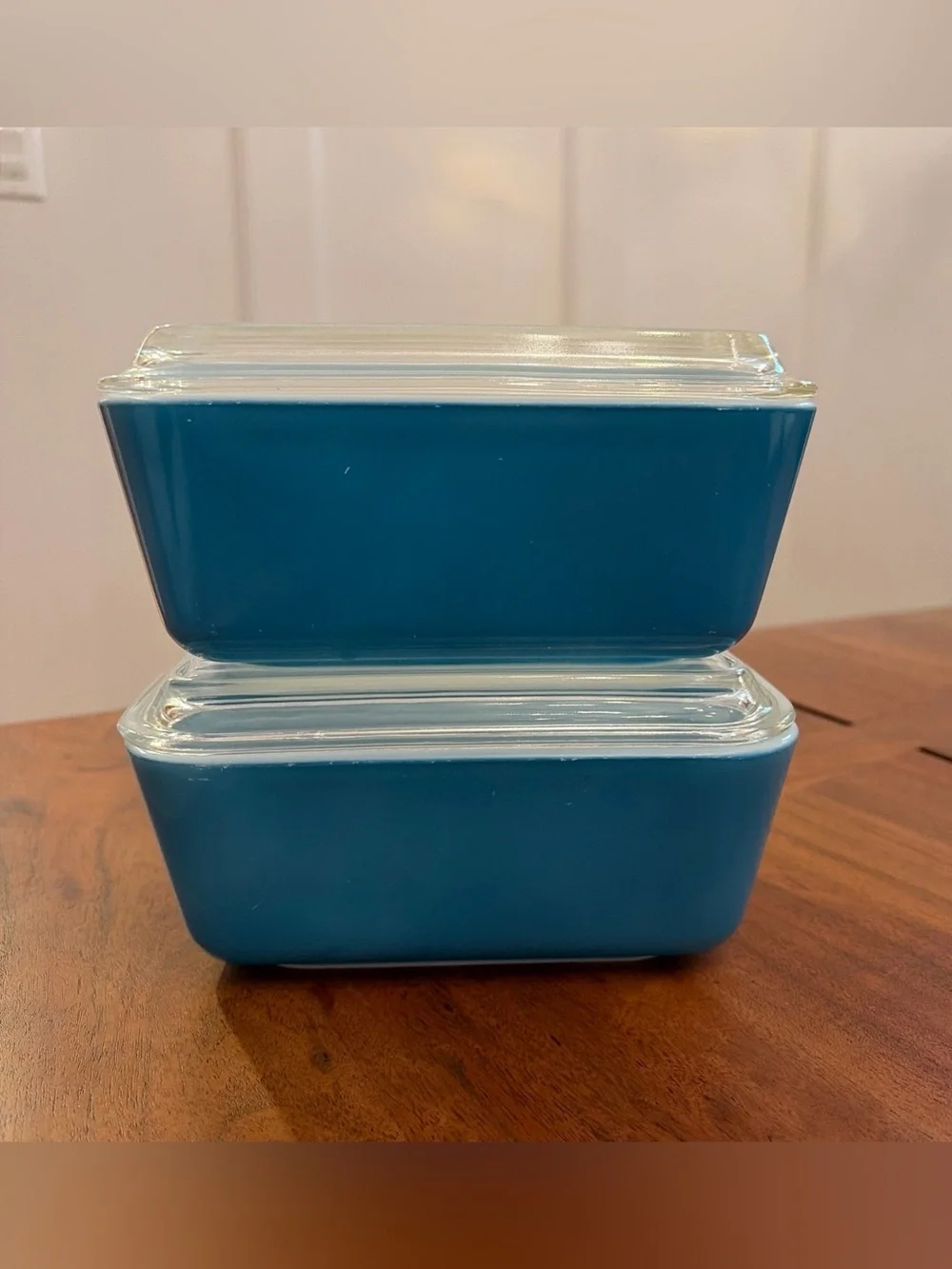 Vintage Pyrex 502 Blue Turquoise Refrigerator Dishes 1.5 Pint Pair w/ 502-C Lids